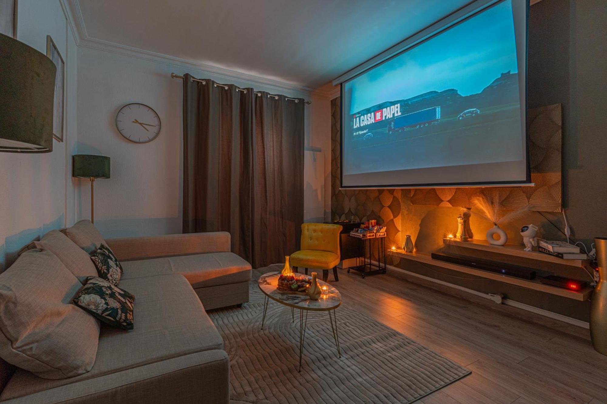 그르노블 Luxury Cinephile - Netflix - 2 Balcons - Garage Prive - Minibar 아파트 외부 사진