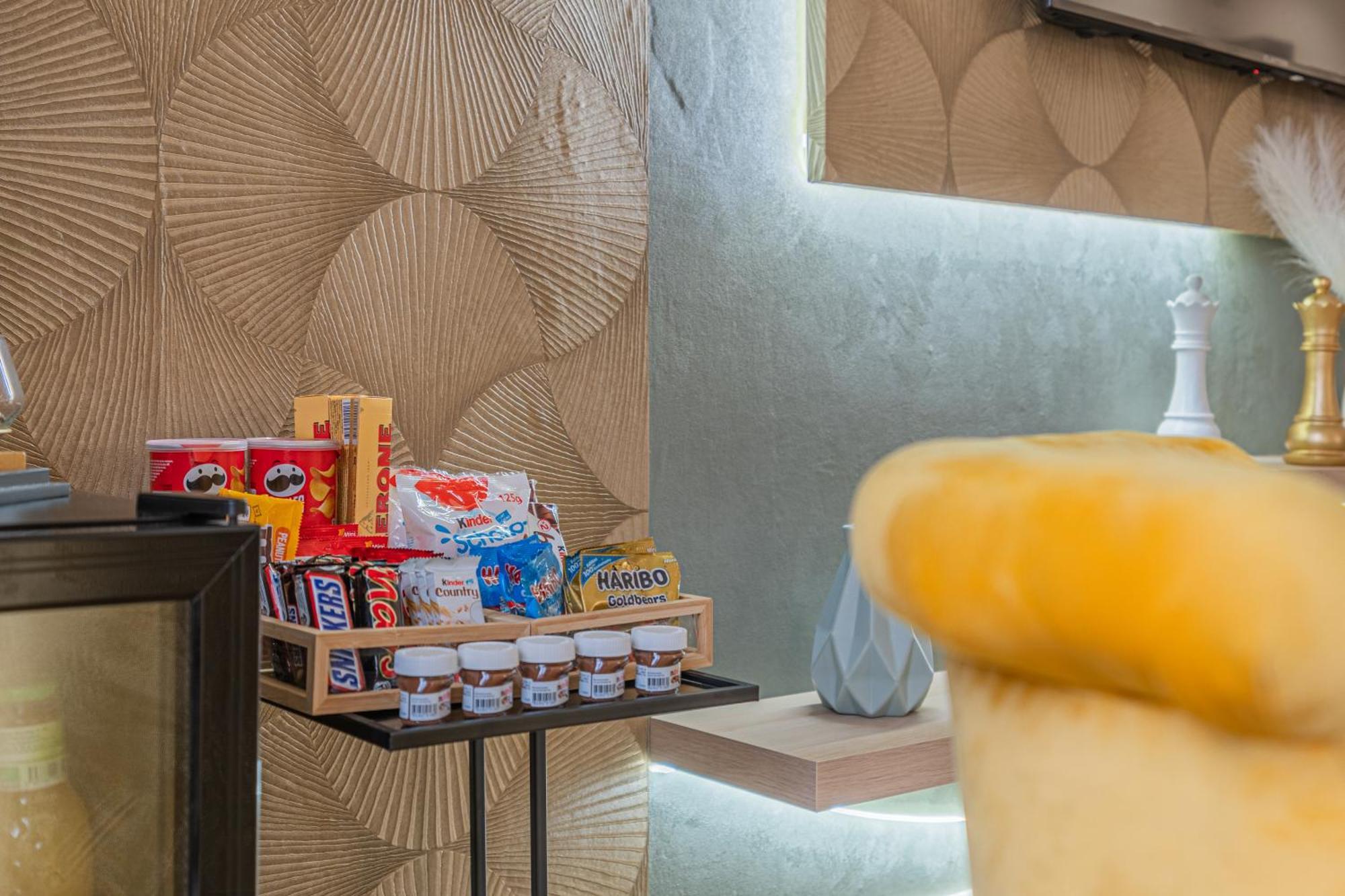 그르노블 Luxury Cinephile - Netflix - 2 Balcons - Garage Prive - Minibar 아파트 외부 사진